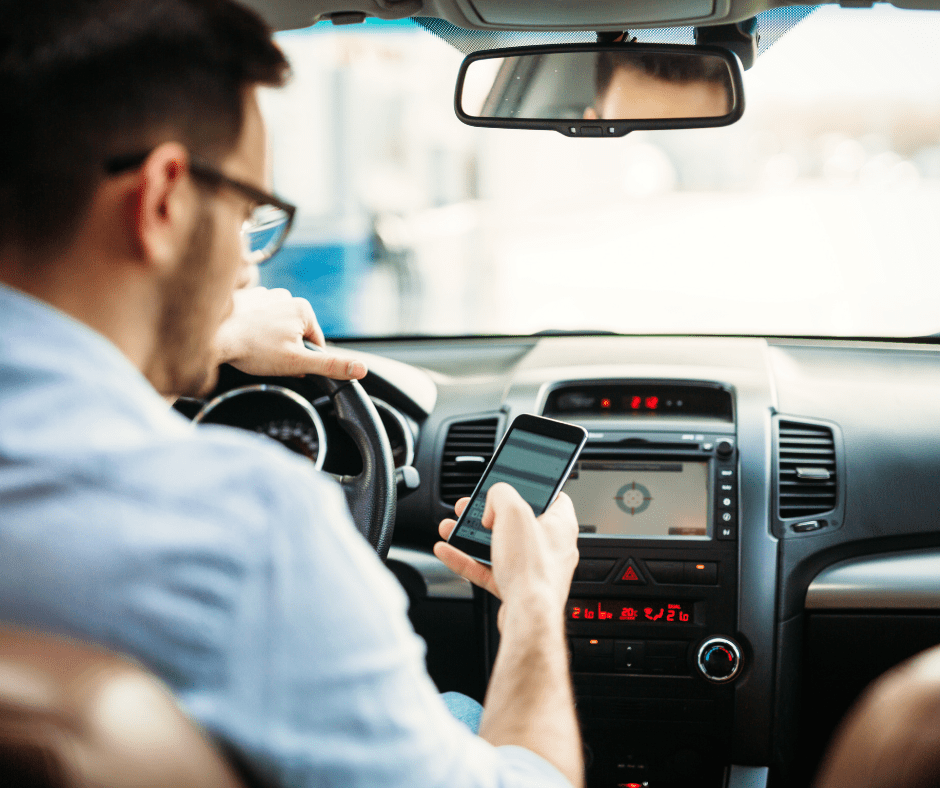 Read more about the article วัยรุ่นอย่าชะล่าใจใช้ โทรศัพท์ในขณะขับขี่